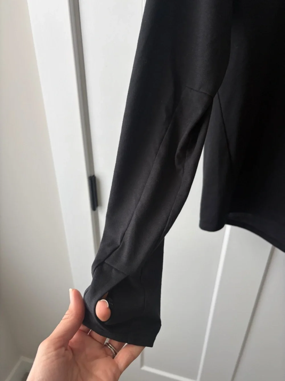 The North Face lightweight black long sleeve quarter zip shirt Men’s Small